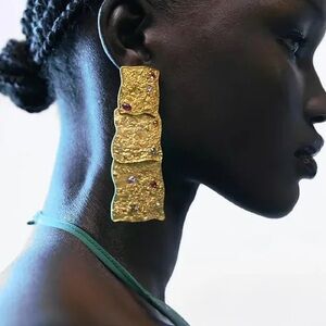 NWT Zara Maxi Metallic Earrings